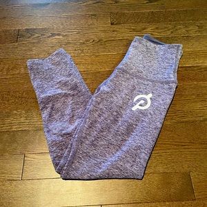 Peloton cropped Beyond Yoga leggings
